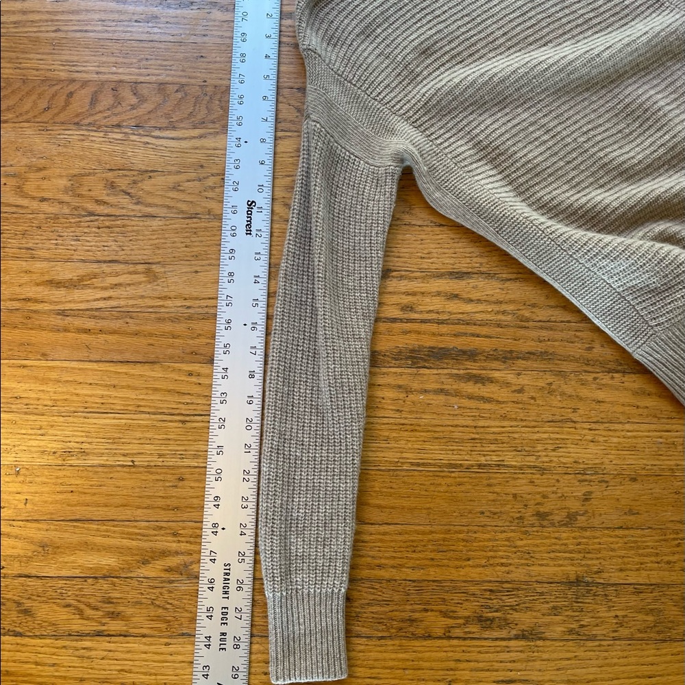 Theory Wide Rib Wool Sweater - Picture 5 of 8